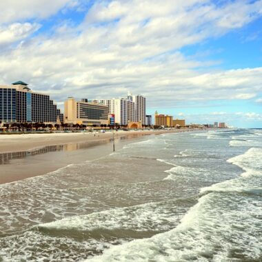 Daytona-Beach-bars